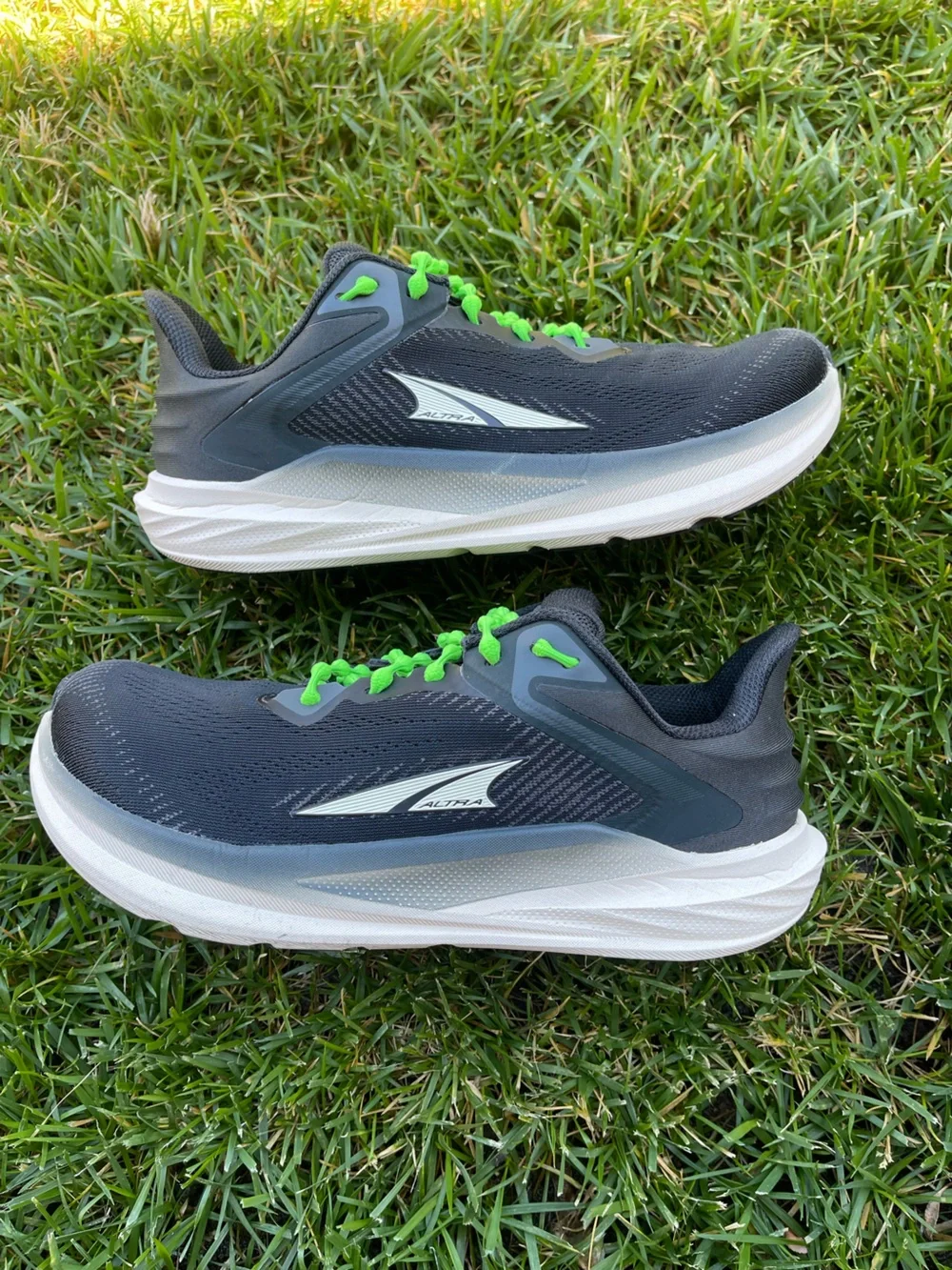 Altra Torin 8 Black Gray Zero Drop Running Shoes Cushioned Comfort Womens 10